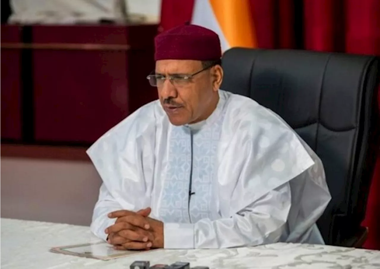 Niger says it foiled attempted escapeby deposed President Bazoum