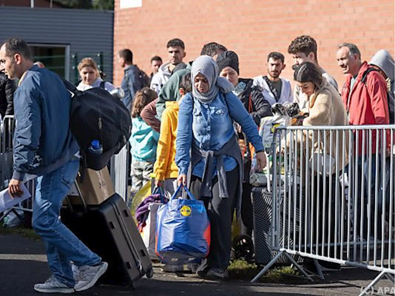 Asylanträge sinken entgegen Europatrend