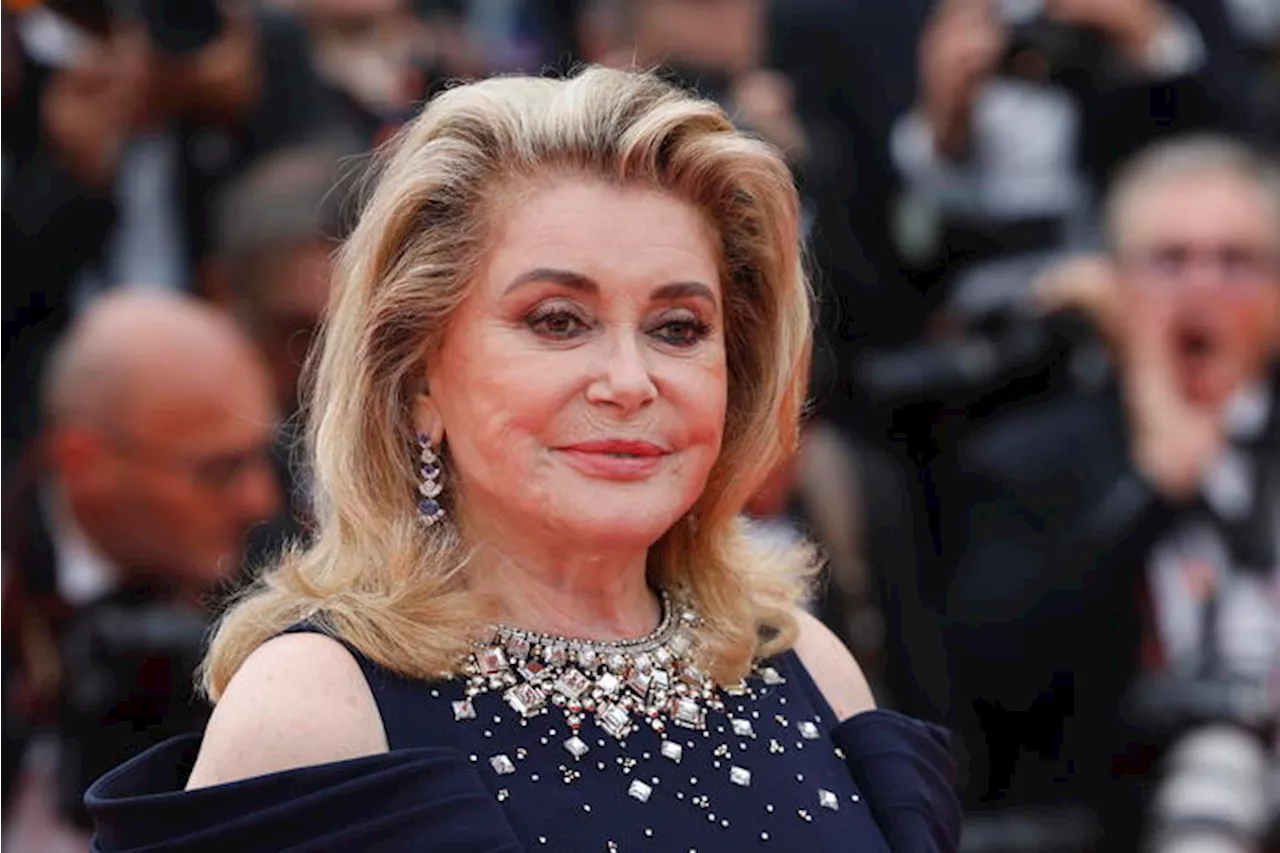 Catherine Deneuve, diva che ha vissuto 4 volte 20 anni