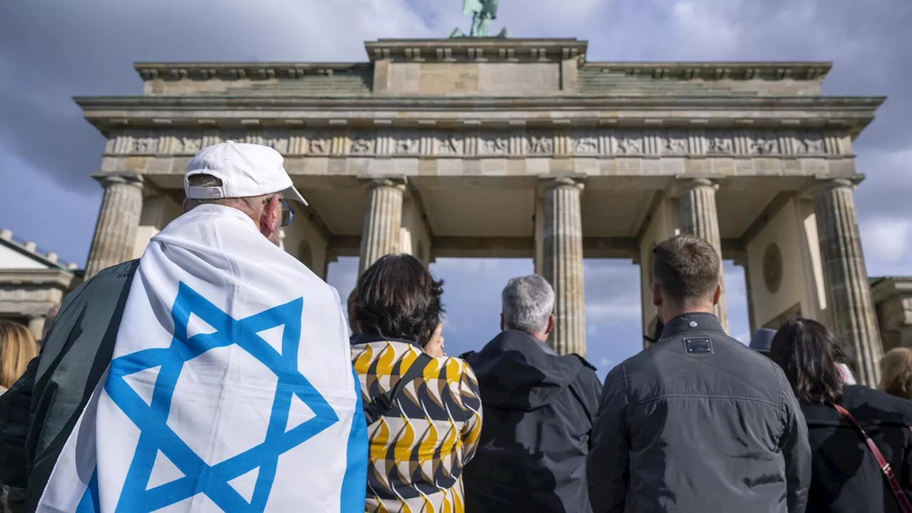 European rallies urge end to antisemitism as pro-Palestinian demonstrations continue worldwide