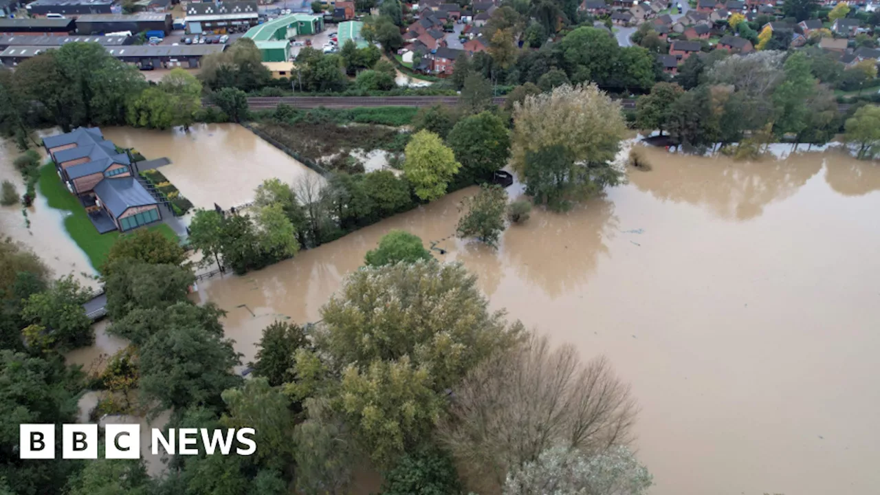 Major incident in Suffolk stood down after flooding