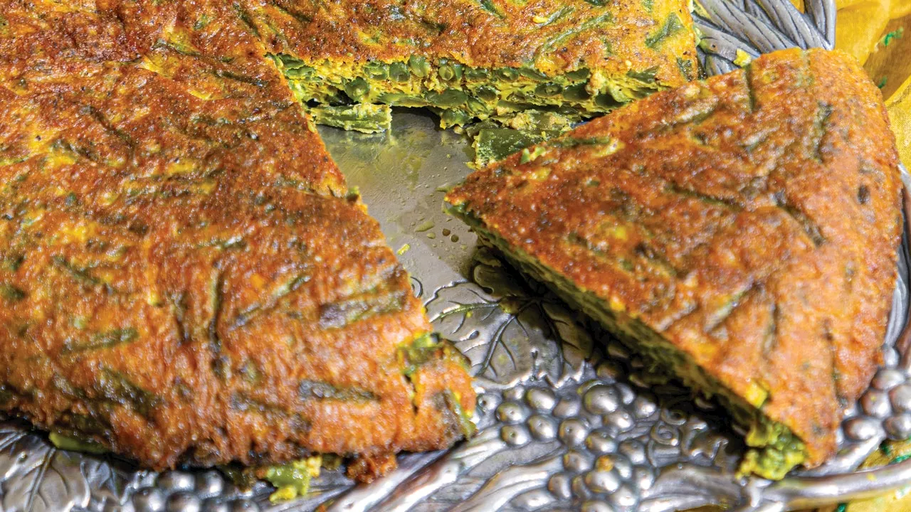 Kuku Loobia Sabz (Green Bean Frittata)