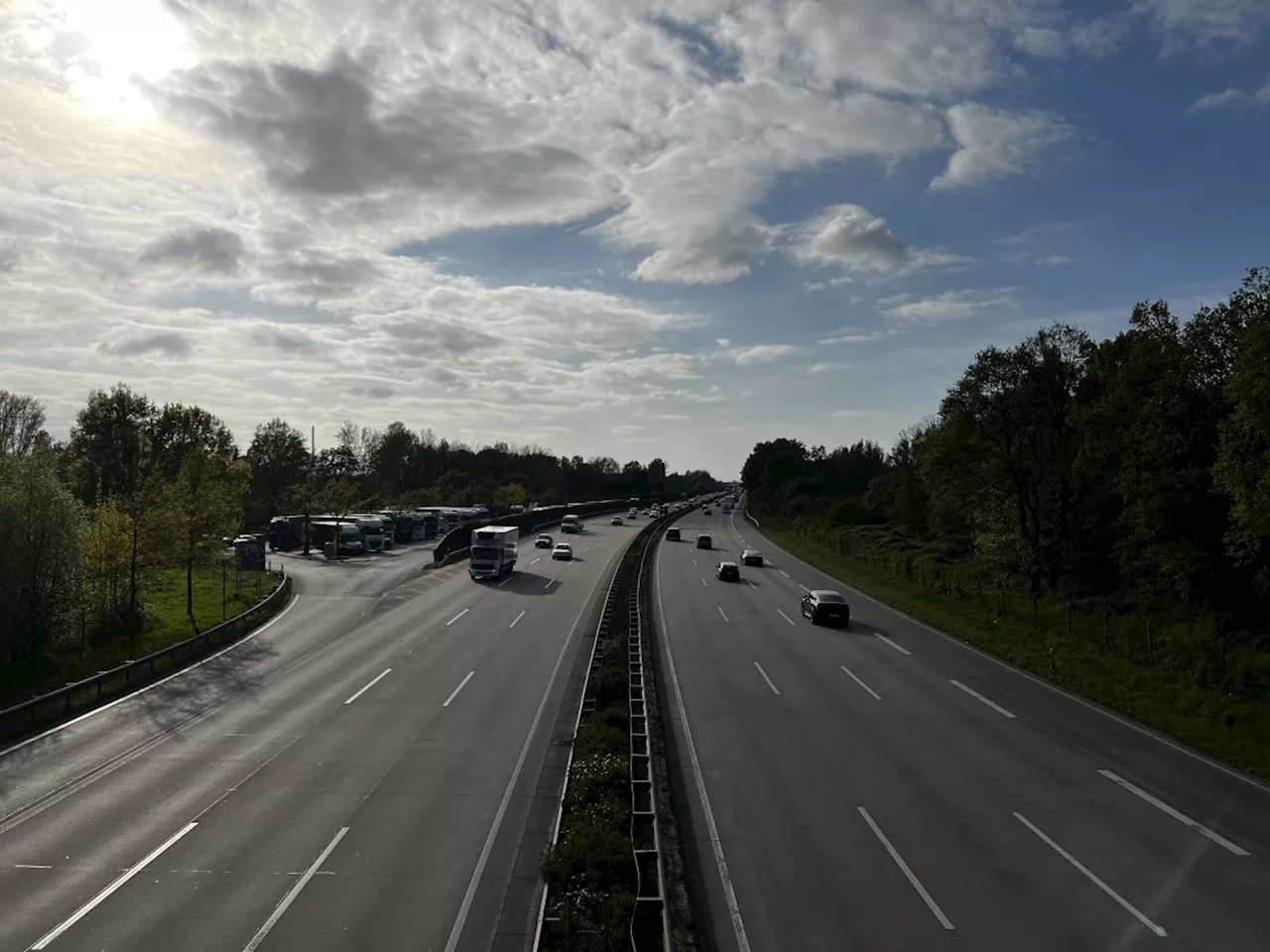 Tempo 30, Lkw-Maut, Autobahnen: Bundestag beschließt diverse Gesetzesänderungen