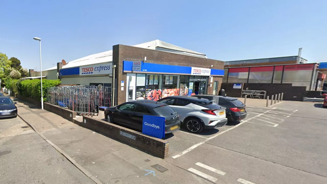 Goring Tesco Express targeted in 'frightening ordeal' for staff after masked knifeman enters store