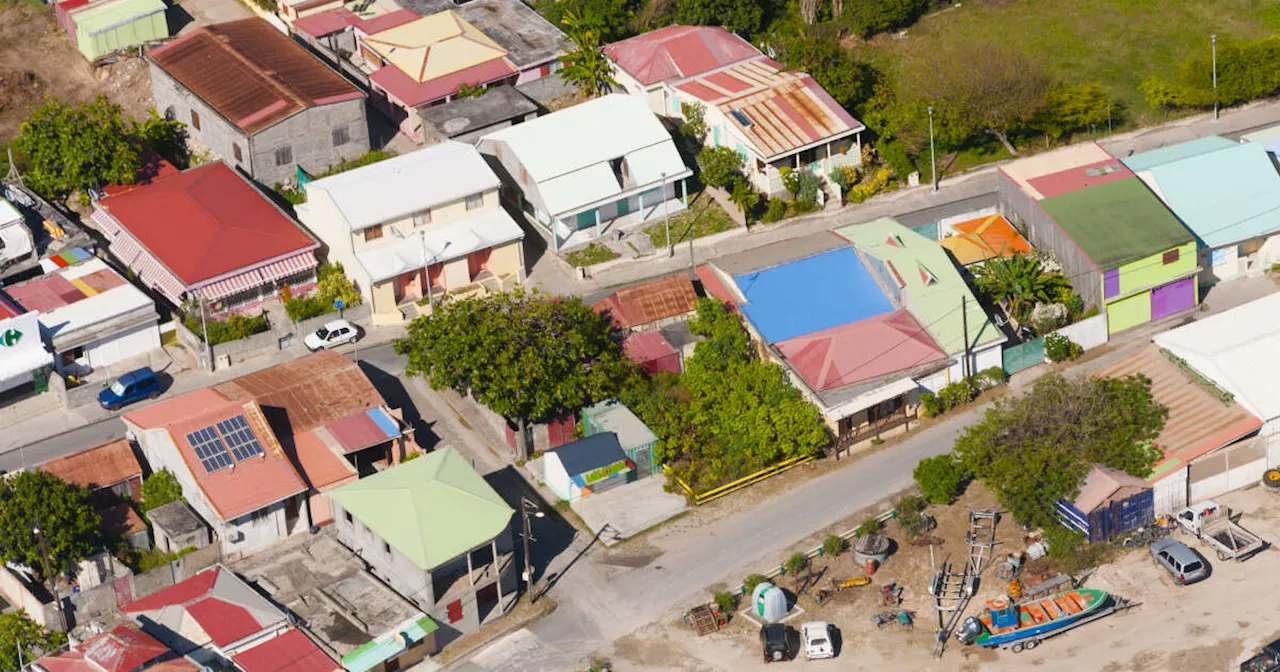 Dégâts matériels en Guadeloupe après le passage de l’ouragan Tammy