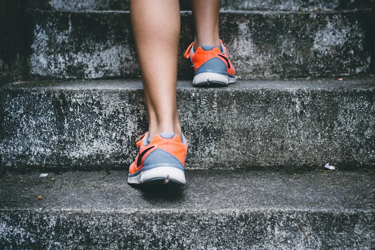 Study: Climbing 5 flights of stairs a day may reduce heart disease risk