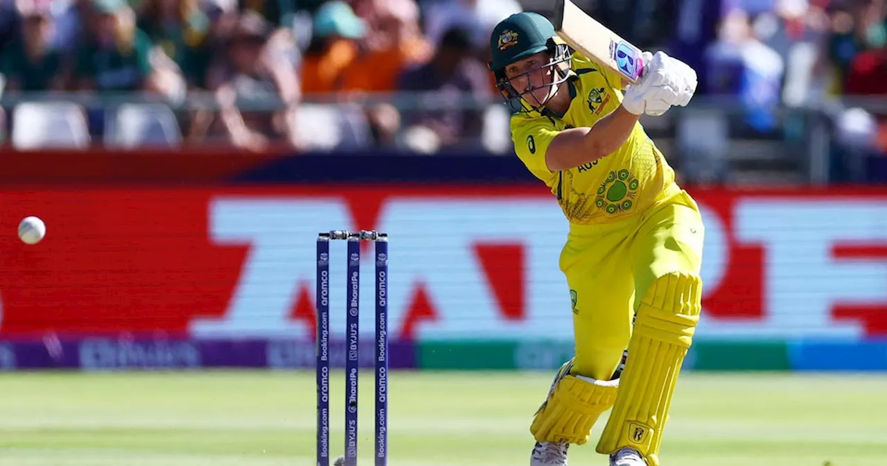 Cricket-'Stuff it, I'll still hit it': Harris smashes six with broken bat in WBBL