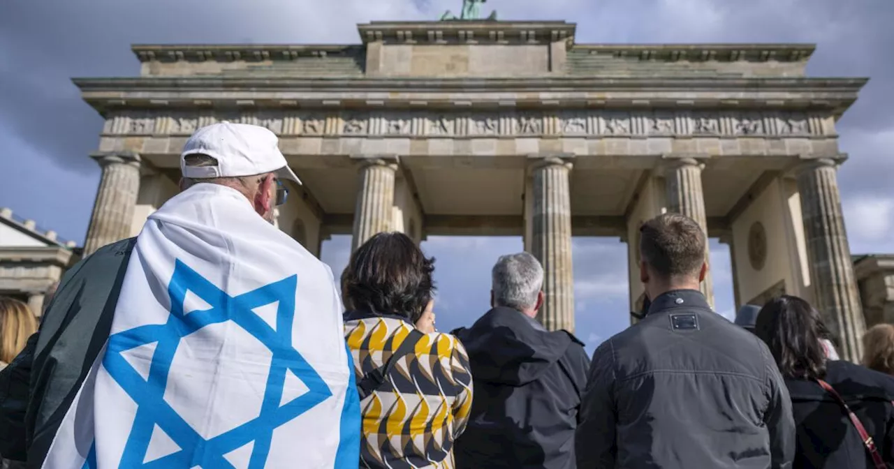 European rallies urge end to antisemitism as pro-Palestinian demonstrations continue worldwide