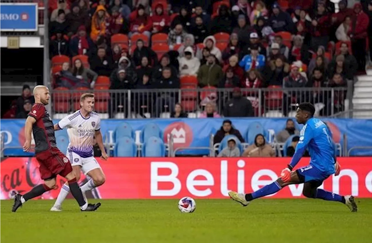 Bradley exits on a losing note as Toronto FC loses 2-0 to Orlando in season finale