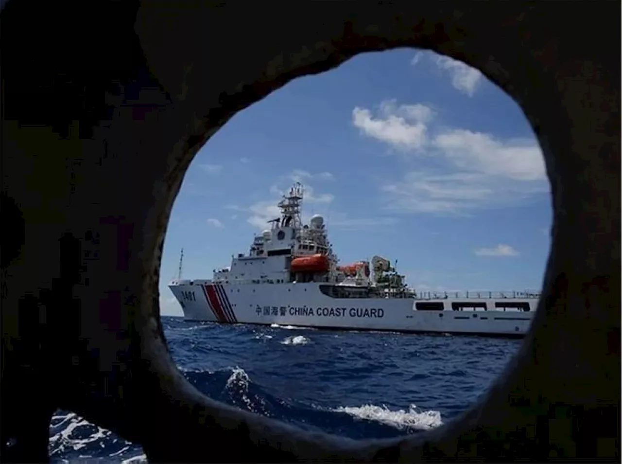 Chinese vessel bumps with PH resupply boat