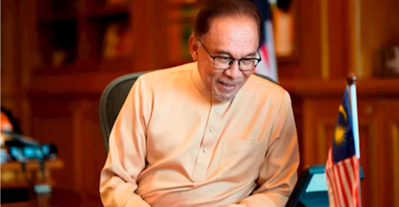 PM Anwar departs for Istanbul to discuss Palestinian-Israel conflict