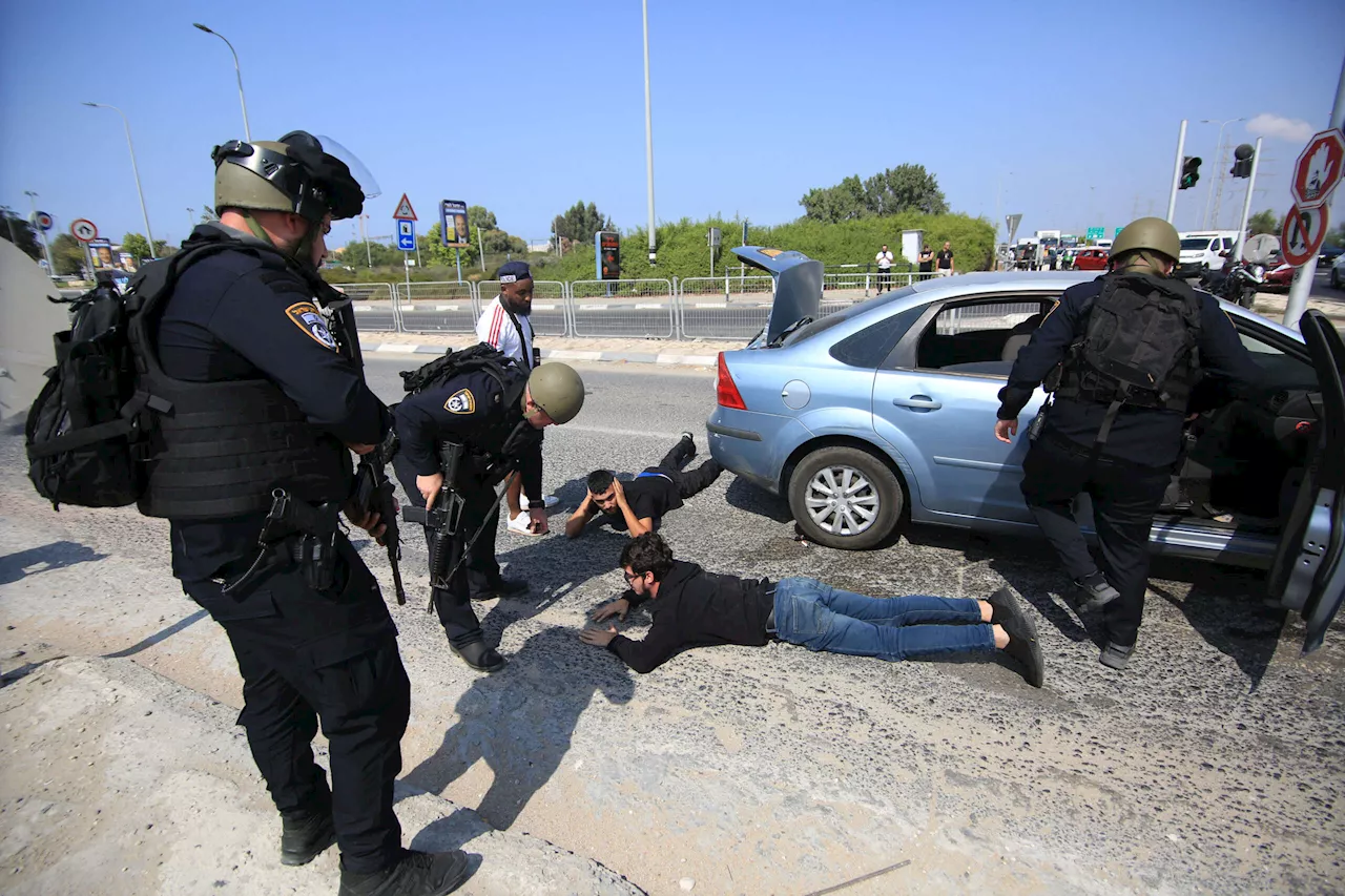 Israeli Police Persecute, Harass Palestinian Citizens of Israel Amid War on Gaza