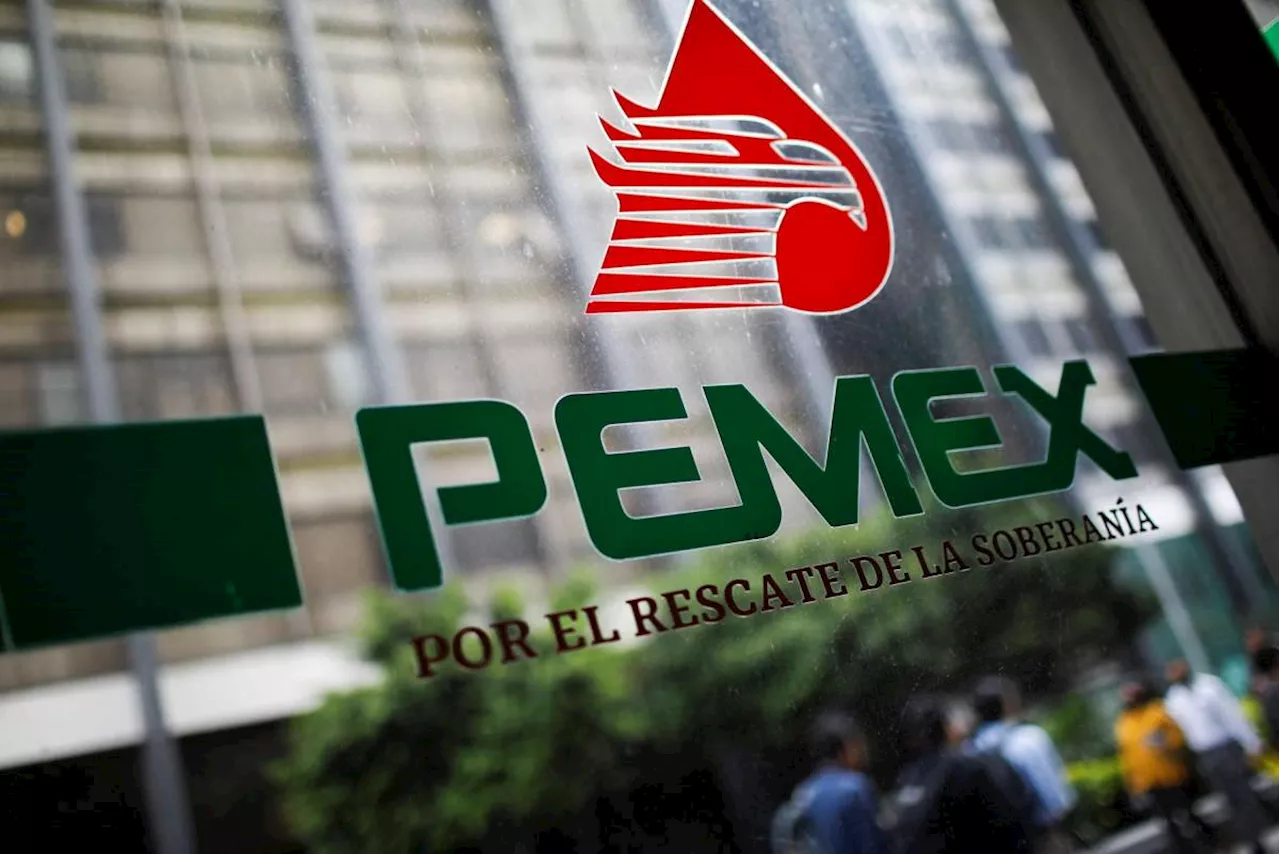 Meterle dinero bueno al malo, les urge hundir Pemex