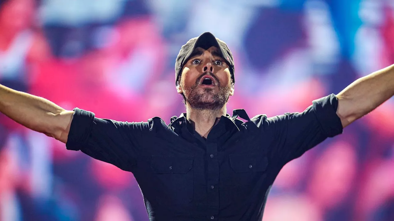 Enrique Iglesias: Fans wundern sich über peinlichen Auftritt des Sängers