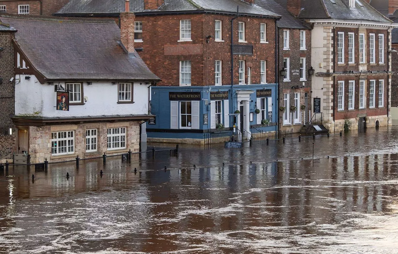 Tempête Babet au Royaume-Uni : Cinq personnes décédées, de nouvelles inondations possibles