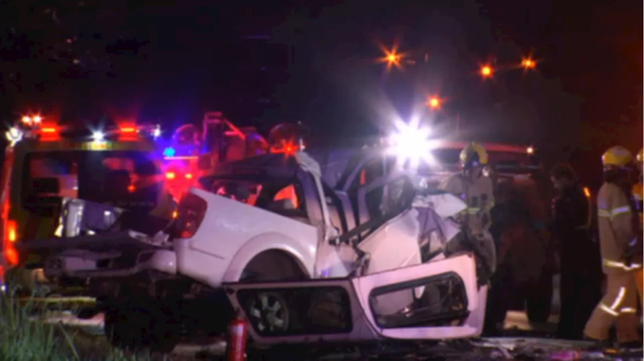 Man killed in car crash in northwest Melbourne suburb of Oaklands Junction