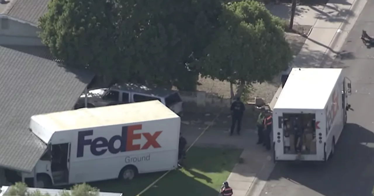 Delivery truck crashes into Tempe home Monday afternoon