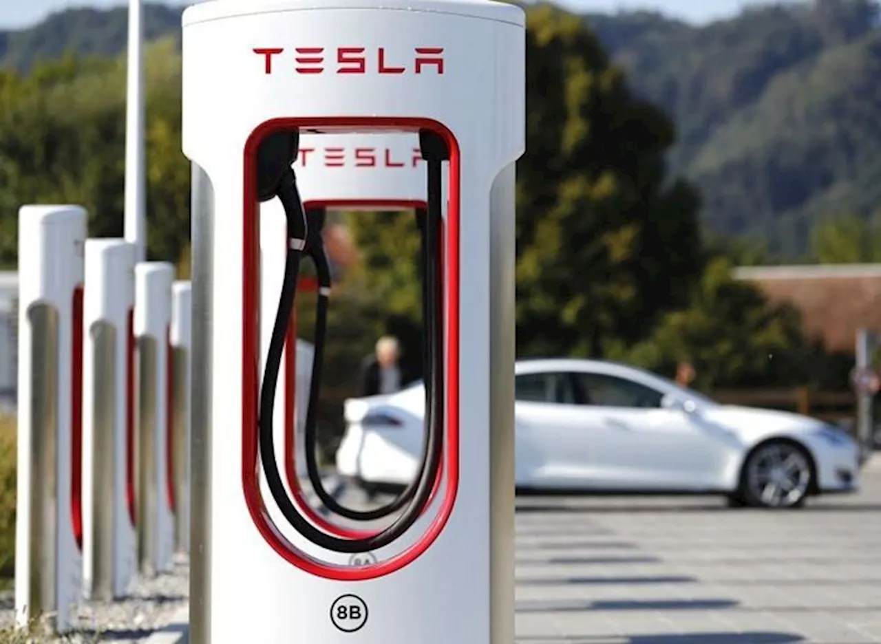 Toyota sigla accordo con Tesla per i Supercharger negli USA