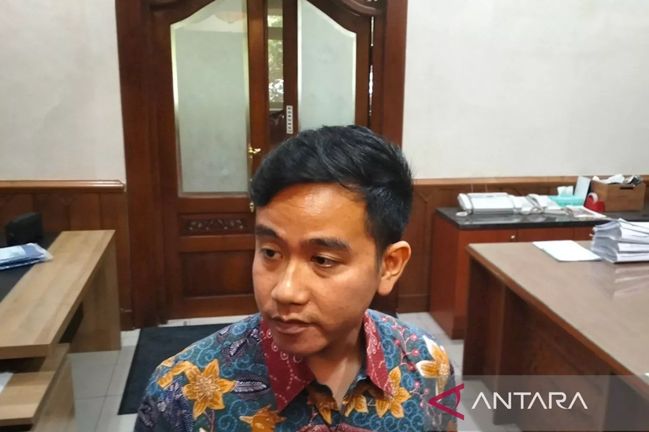 Gibran pastikan pengerjaan program prioritas pembangunan sesuai jadwal