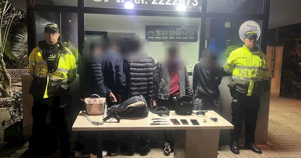 Atraco en Sitp acabó con tres menores capturados en Bogotá: usaron pistola y cuchillos para robar