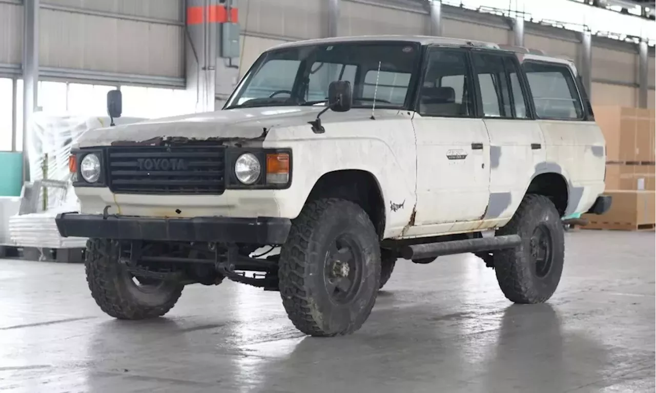 Toyota Land Cruiser FJ60 gets electric vehicle swap in restoration