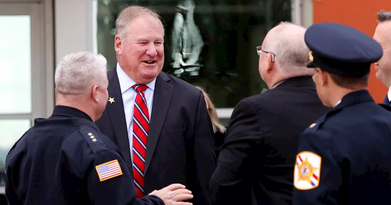 Orland Park dedicates police station in honor of former former chief, Secret Service agent Tim McCarthy