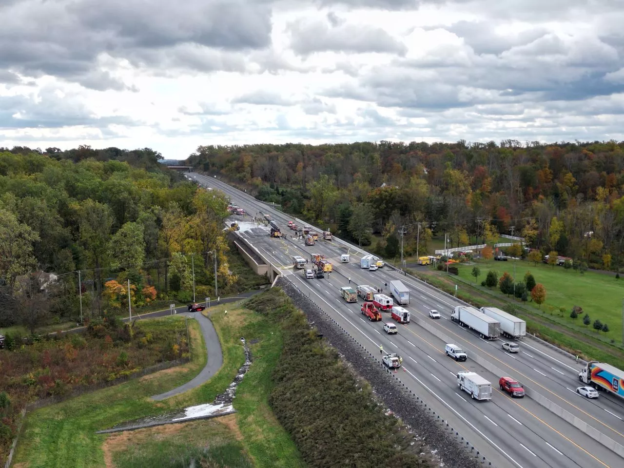 At least 3 dead after truck hauling jet fuel crashes on Pennsylvania Turnpike