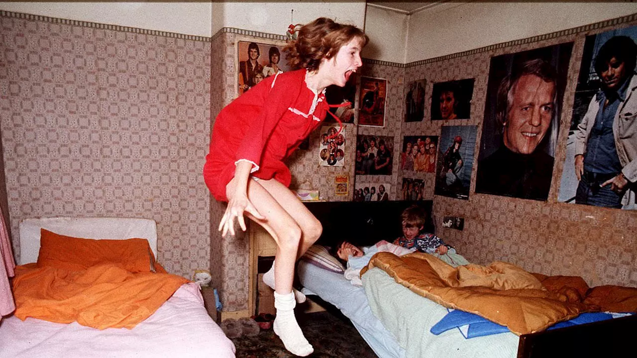 Photographer who took famous Enfield poltergeist 'levitation' image says 'possessed' girl Janet...