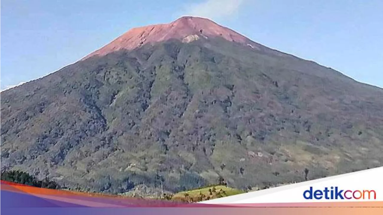 Tentang Gunung Slamet yang Naik Status Waspada, Konon 'Terbangun' Tiap Momen Pemilu