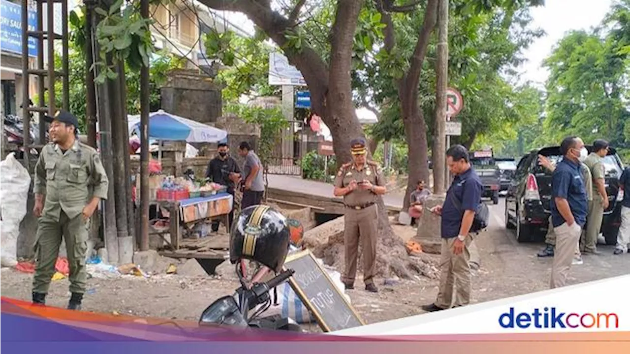 Warga Denpasar Diminta Simpan Sampah di Rumah Imbas Kebakaran TPA Suwung