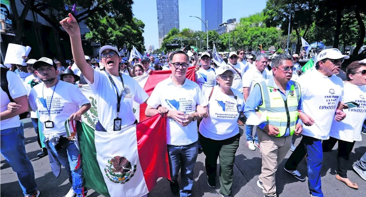 Marea blanca del PJF marcha en defensa de 13 fideicomisos