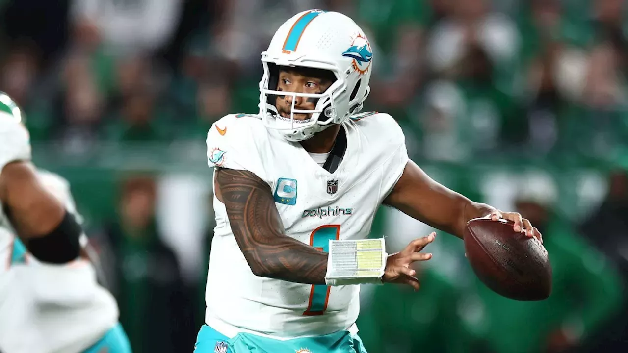 Tua Tagovailoa Hits Tyreek Hill With 27-yard TD As Dolphins Narrow ...