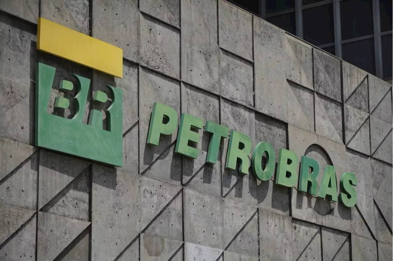 Petrobras (PETR4) anuncia revisão de estatuto e ações caem mais de 5% no Ibovespa