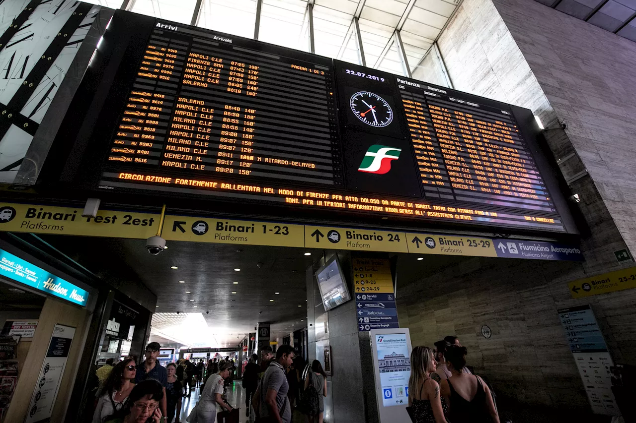 Roma Termini nel caos: cancellazioni e maxi ritardi sull’Alta velocità per un guasto elettrico