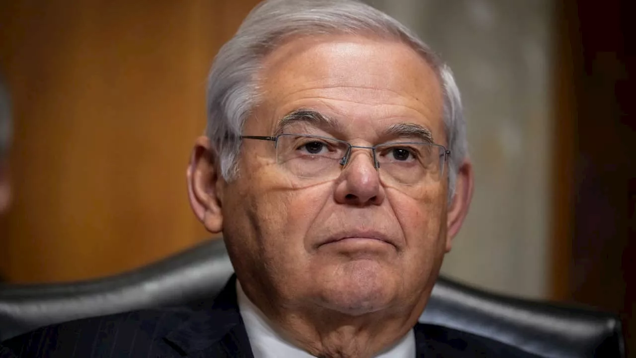 NJ Sen. Menendez returns to New York court to enter plea to new conspiracy charge