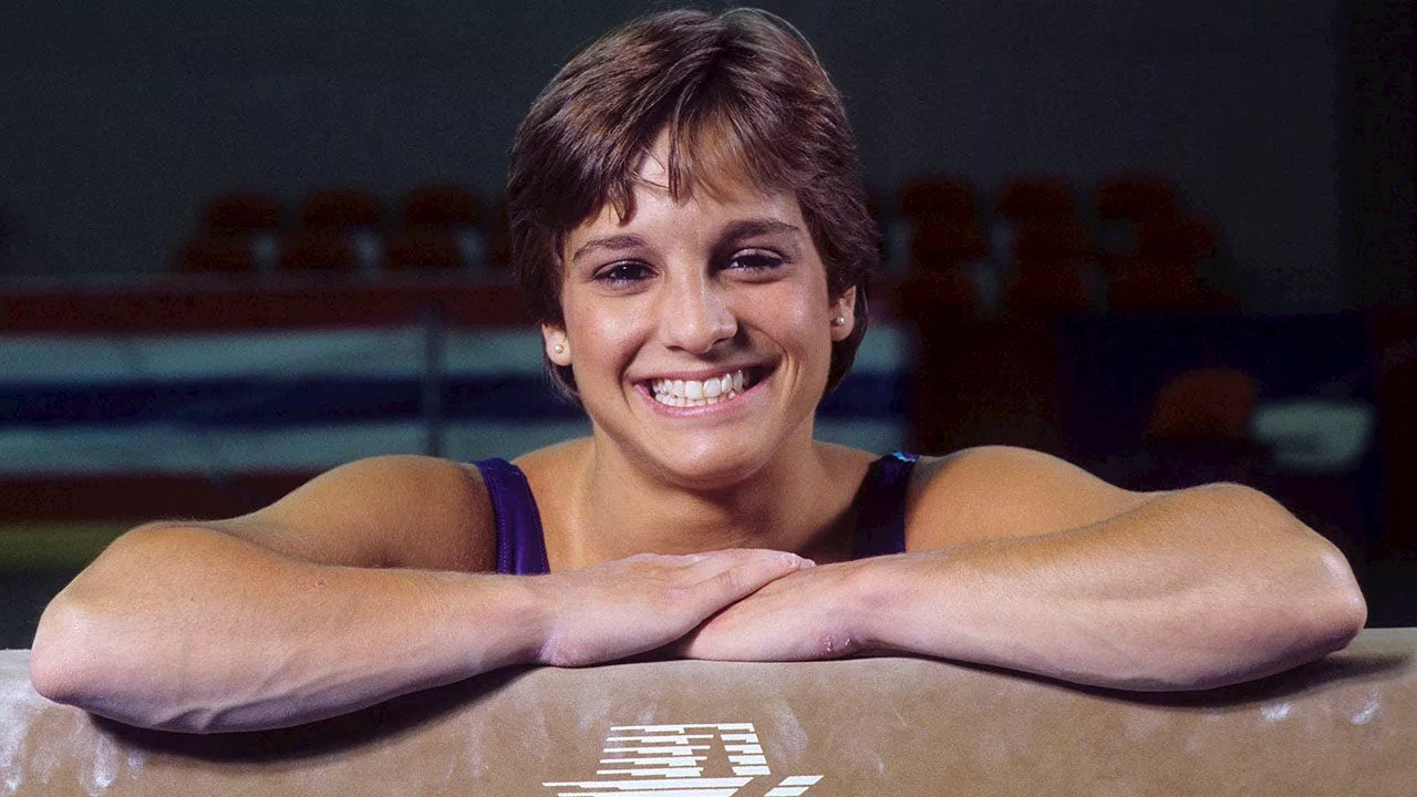 Olympian Mary Lou Retton home from the hospital and in ‘recovery mode’ amid battle with rare pneumonia