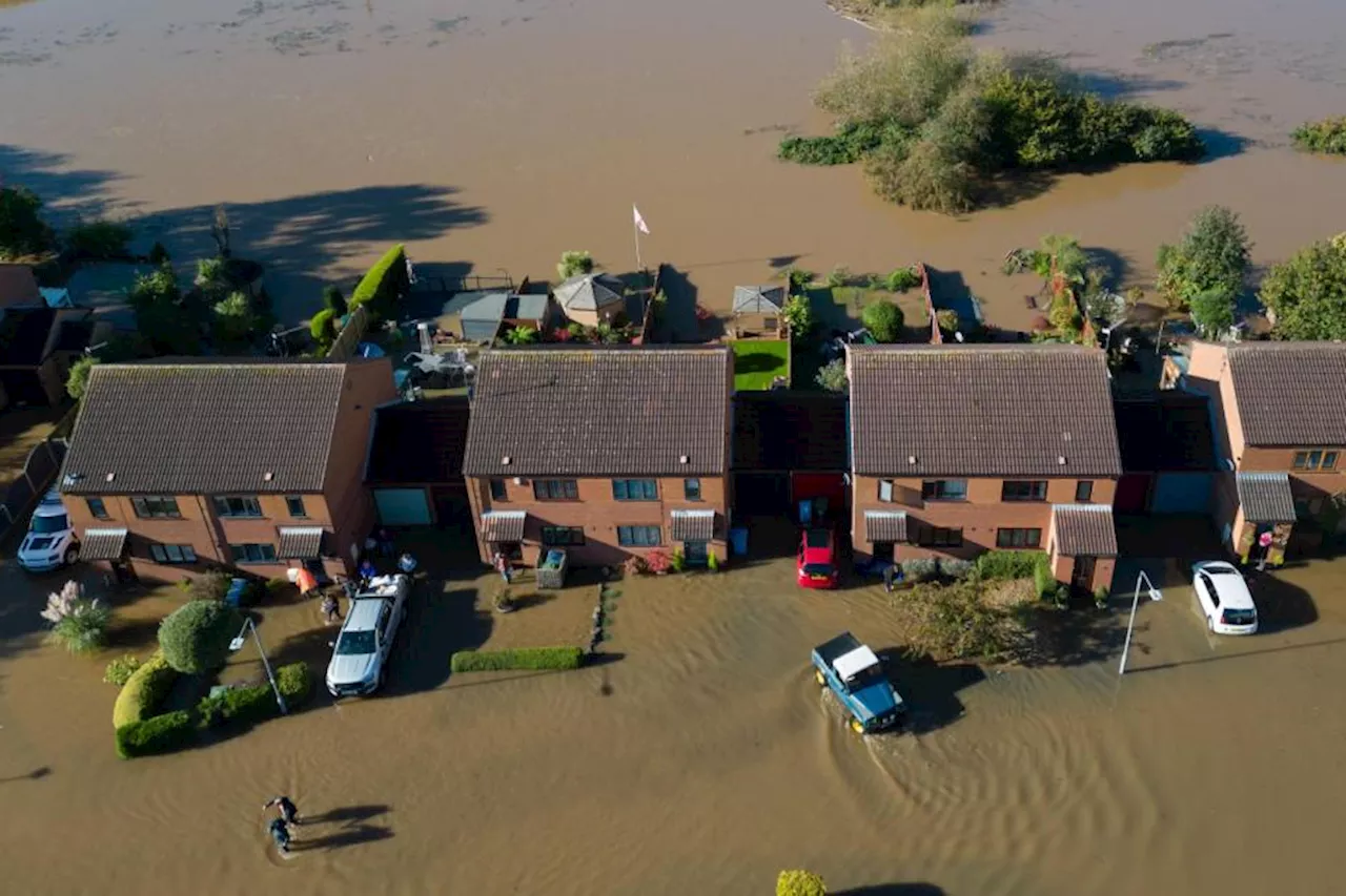 Households battling to make homes safe amid warning flooding could continue