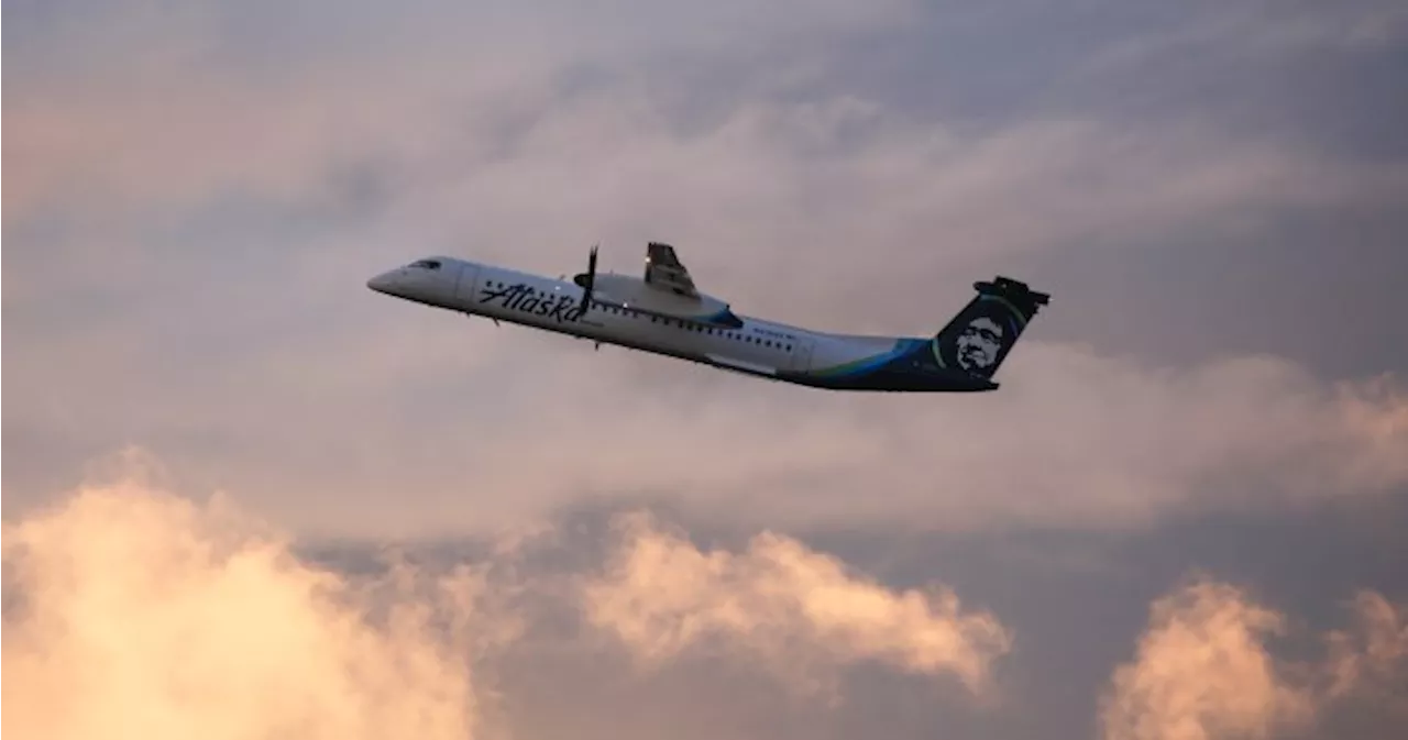 Off-duty pilot accused of trying to crash Alaska Airlines flight