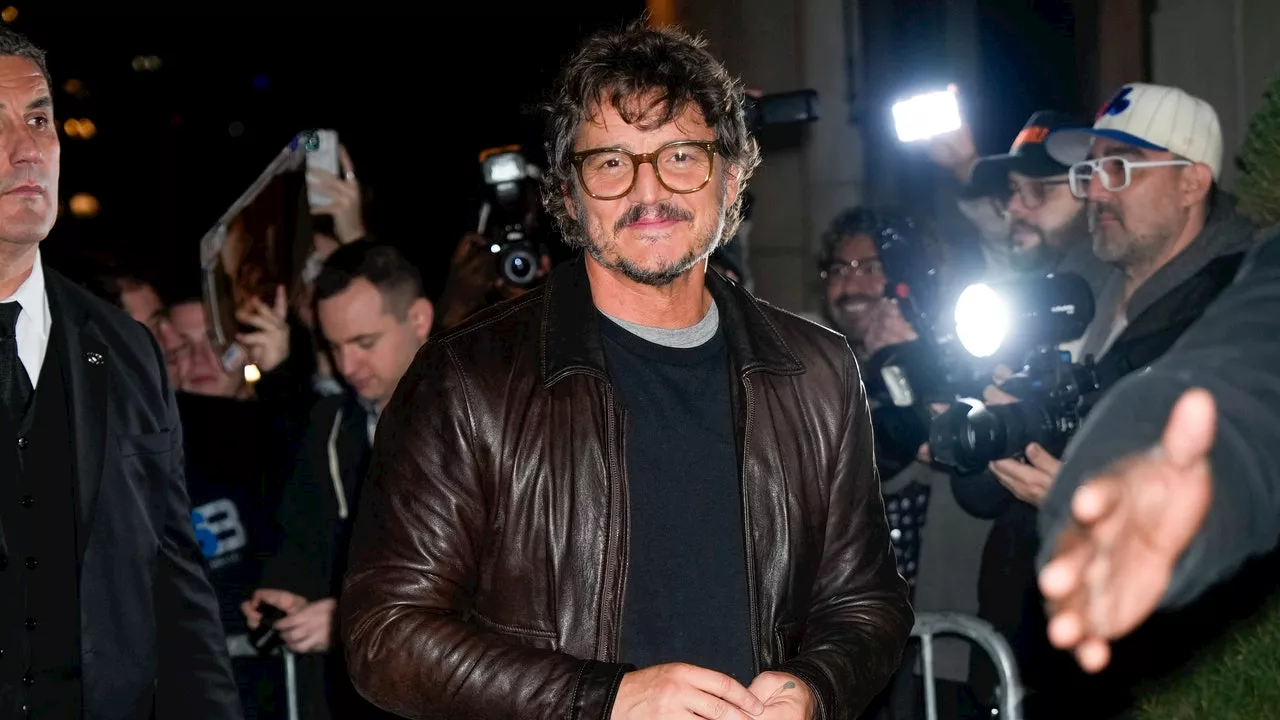 Pedro Pascal a flashé pour les New Balance les plus classiques de l'histoire