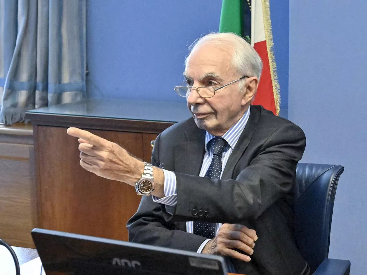 'È irritata'. La nomina di Amato nella commissione Ai non soddisfa Meloni