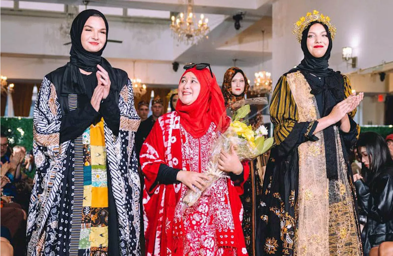 Frida Aulia Sharing Indahnya Batik Indonesia di Luar Negeri