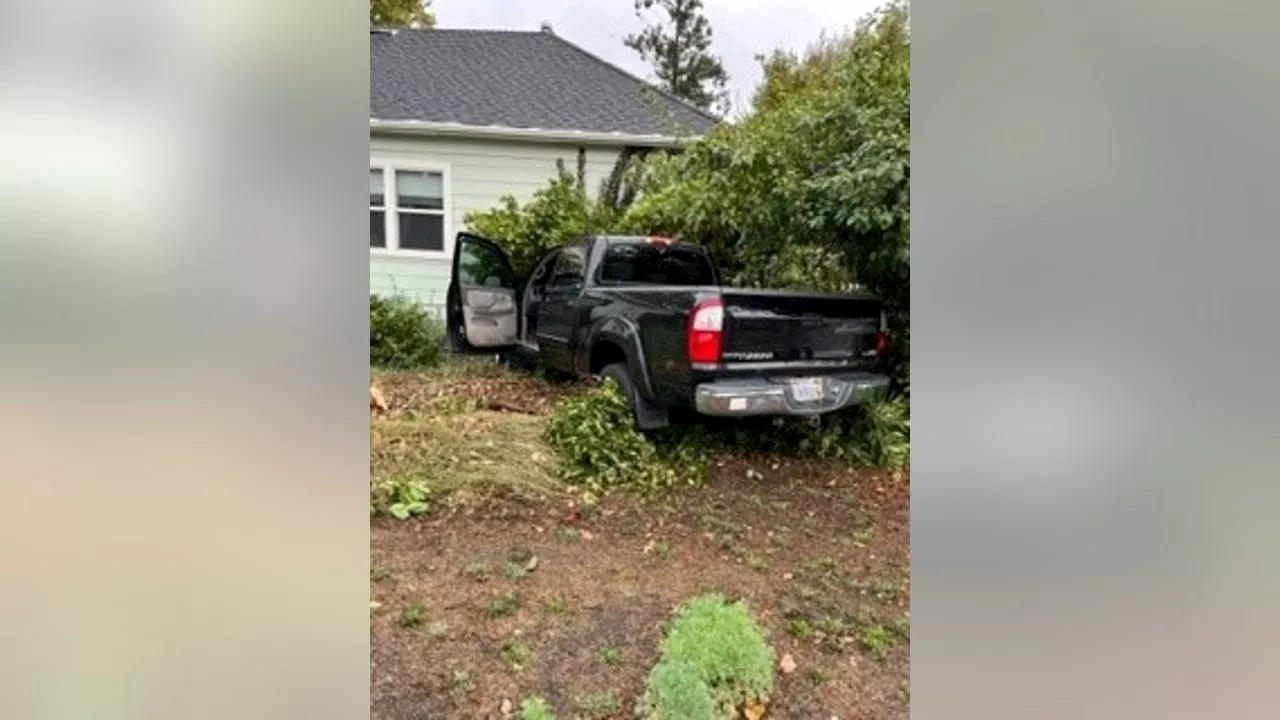 Santa Rosa man crashes into home, arrested for DUI