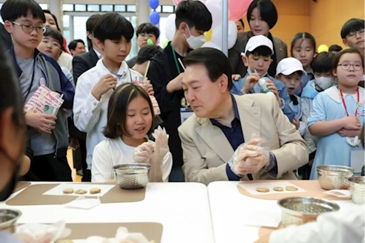 저출산 파장…저출산 계속되면 유소년 인구 2040년 반토막