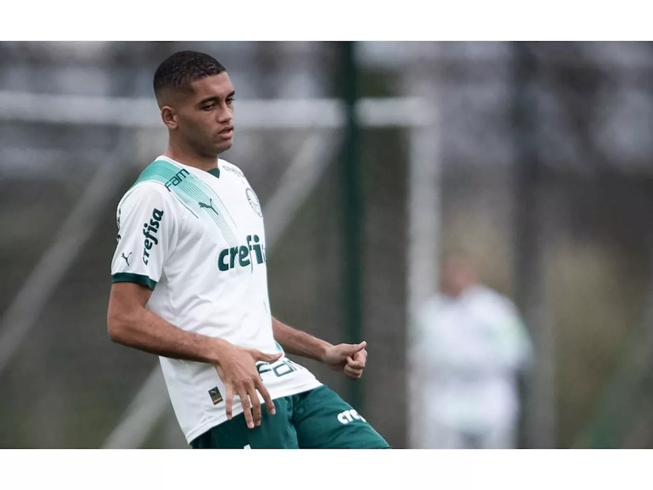 Gabriel Vareta, zagueiro do Palmeiras se prepara para fase final do Paulista Sub-20