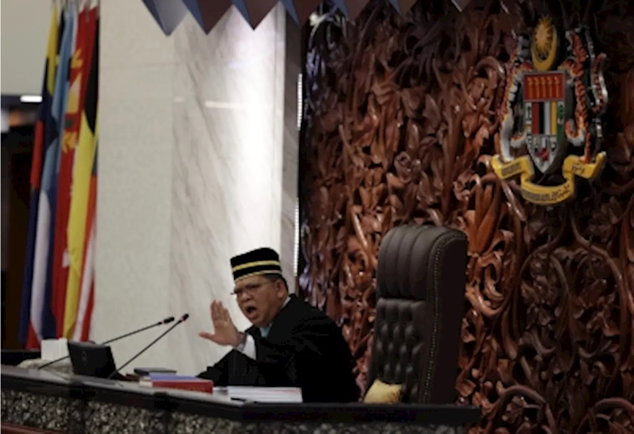 Stop using uncouth language like ‘kafir’ on each other, Dewan Rakyat Speaker tells MPs