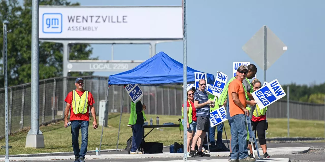 GM earnings: What to expect from carmaker facing UAW strike