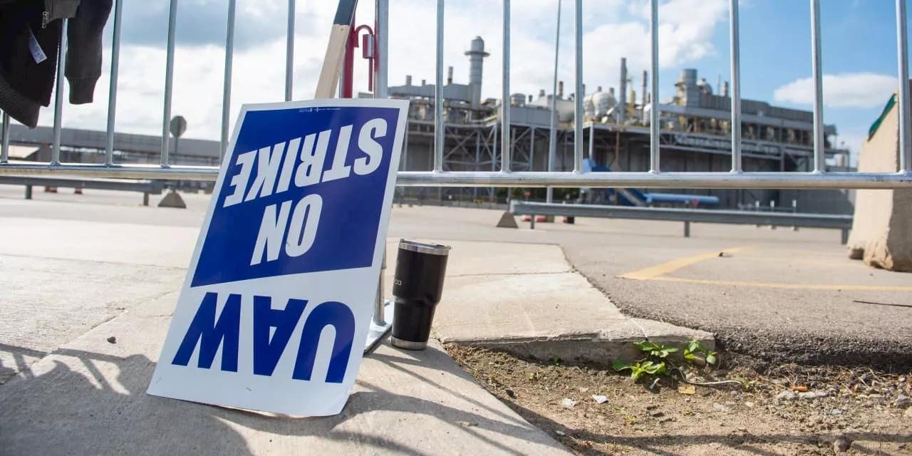 UAW Workers Strike Stellantis Plant in Michigan that Makes Trucks. Stock Up.