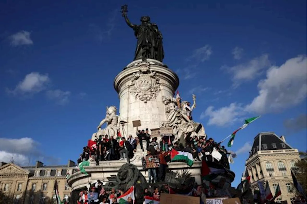 Demo di Prancis Minta Israel Hentikan Pembantaian Warga Palestina