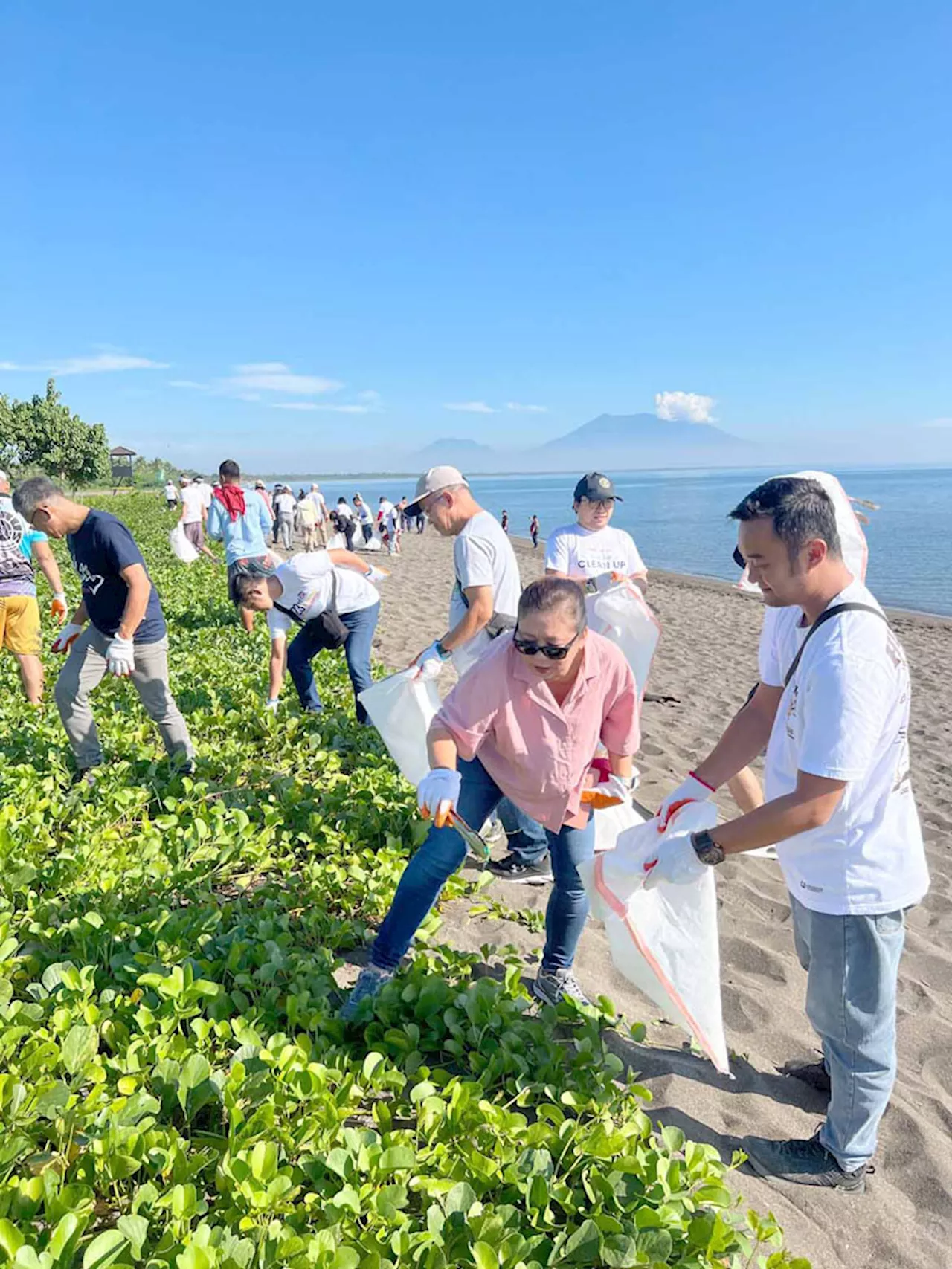 Coastal cleanup