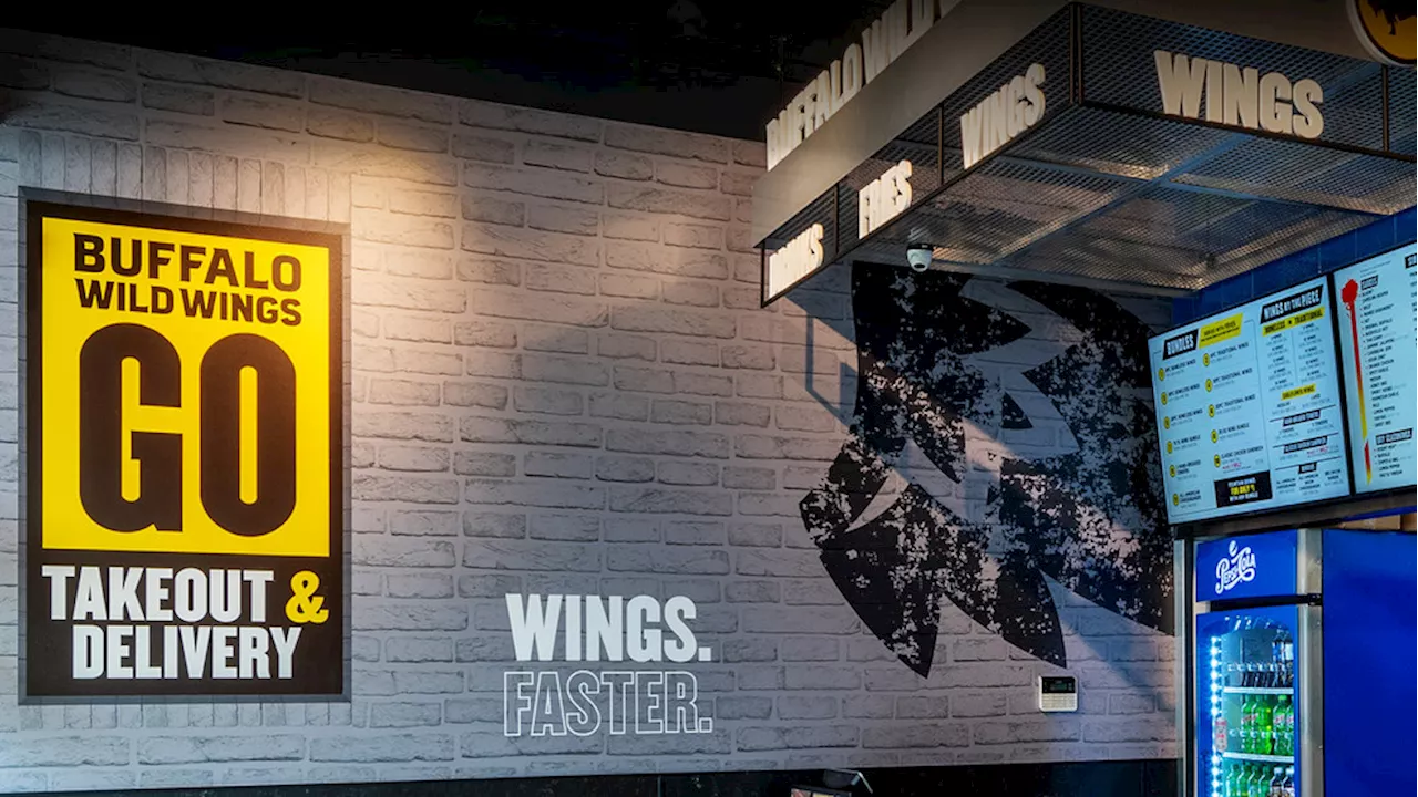 Buffalo Wild Wings celebrates Cibolo grand opening with free wings for a year offer